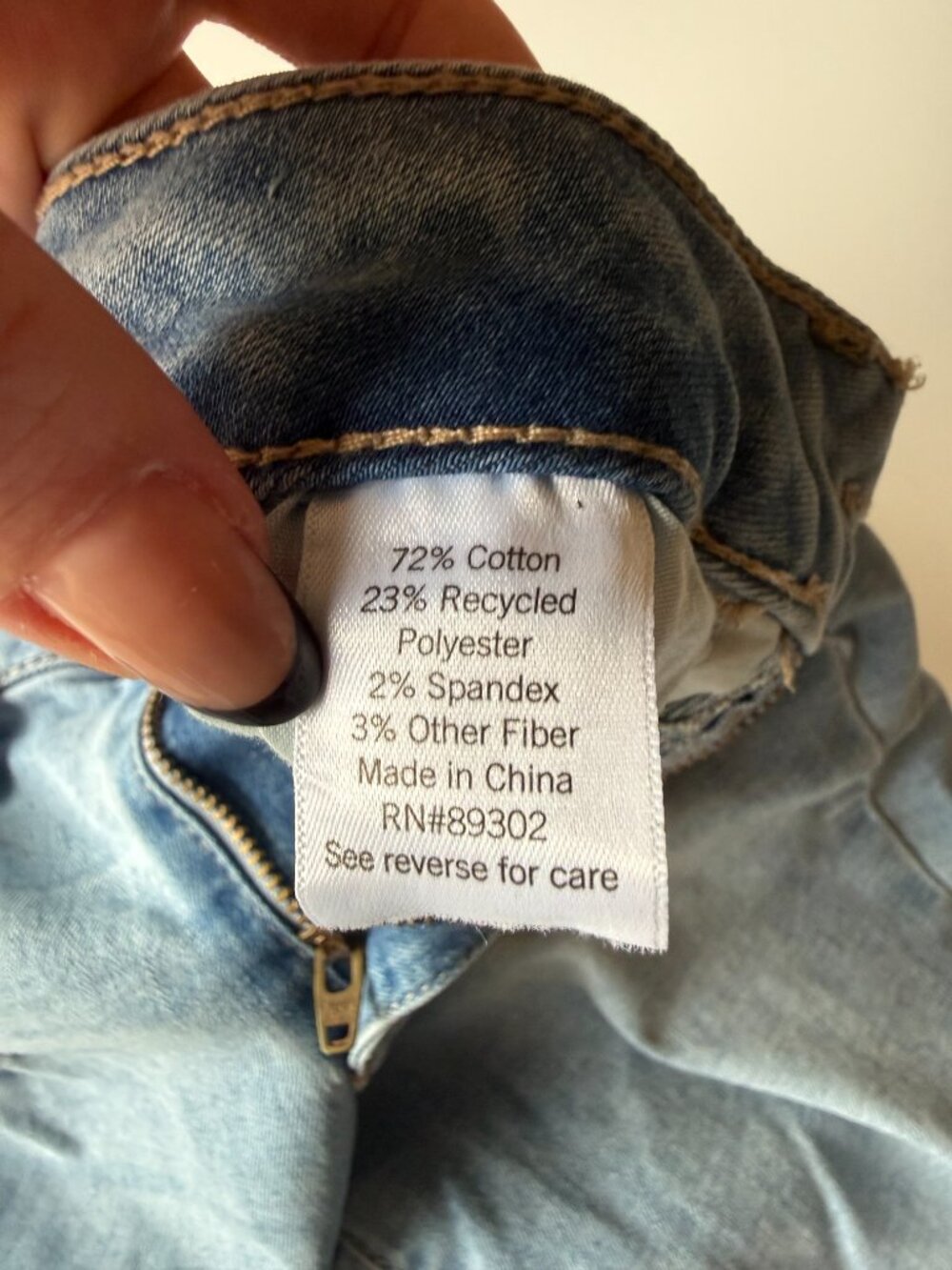 SO Clothing High Rise Light Wash Jeggings - Picture 4 of 6